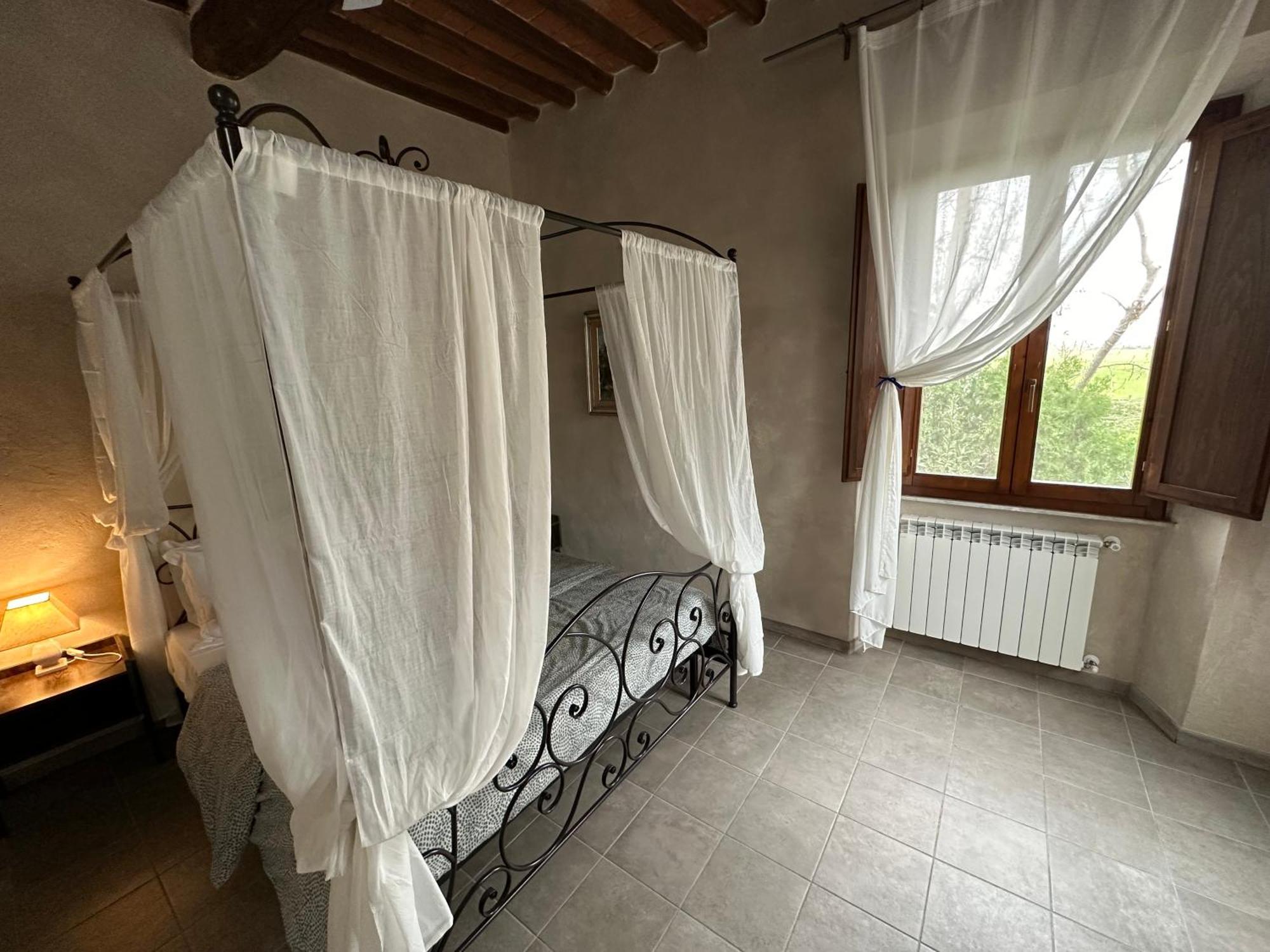 - Il Casale Toscano - 1900Mt From Leaning Tower - No Breakfast - No Air Conditioning - Free Parking - Self Check-In Only From June 15Th Pisa Bilik gambar